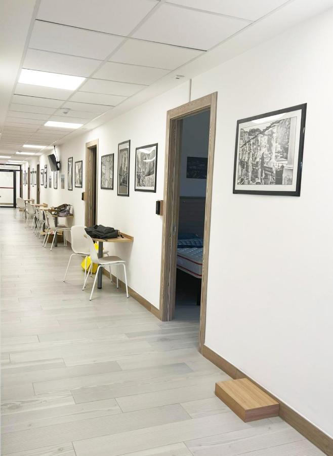 Sissi Comfort Rooms Foresteria Lombarda Monza Extérieur photo