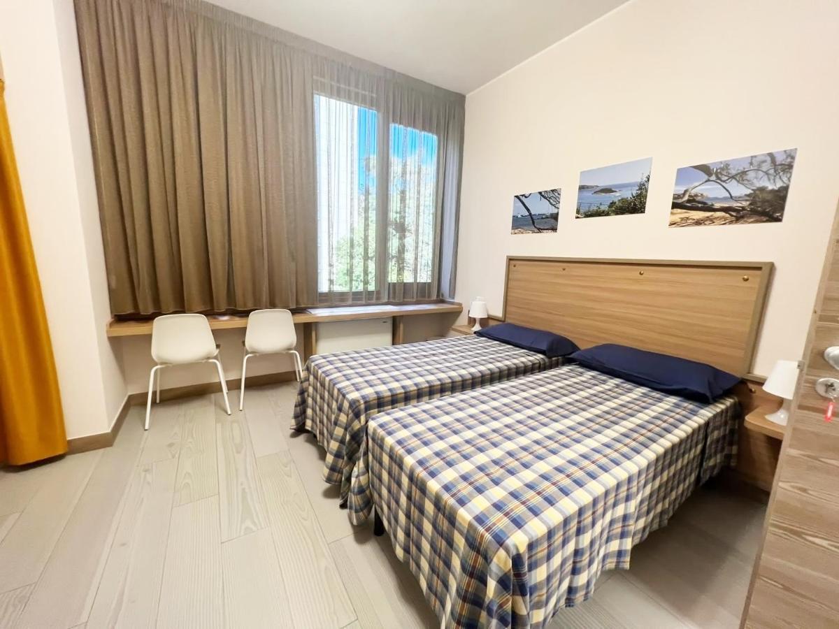 Sissi Comfort Rooms Foresteria Lombarda Monza Extérieur photo